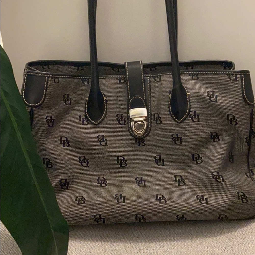 Dooney&Bourke Bag
